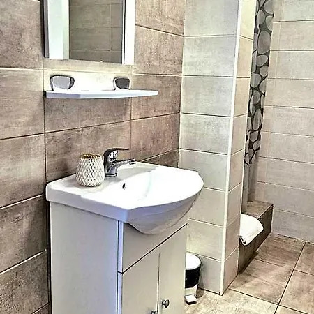 Marie Hotel 3*