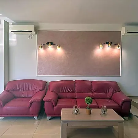 Marie Hotel Mamaia