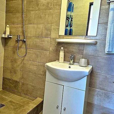Marie 3* Mamaia
