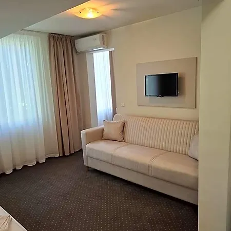 Marie Hotel 3*