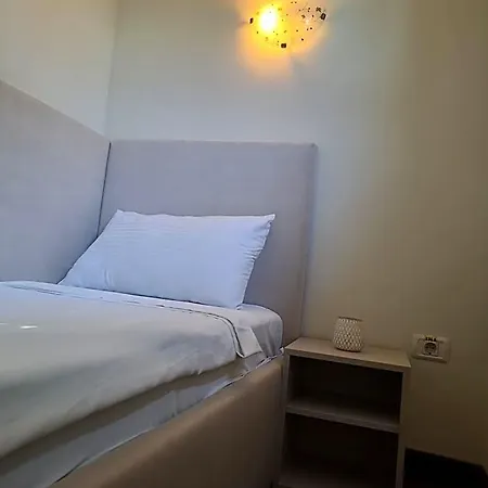 Marie 3* Mamaia
