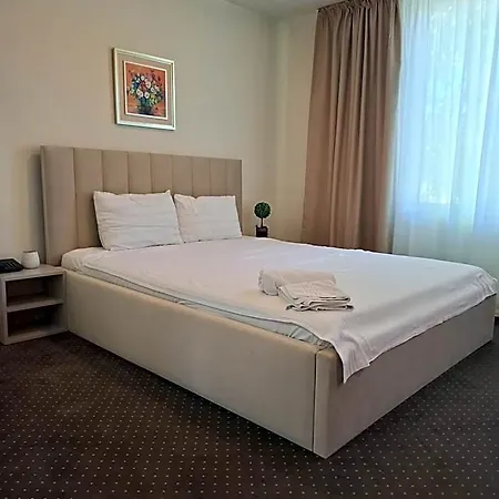 Marie Hotel