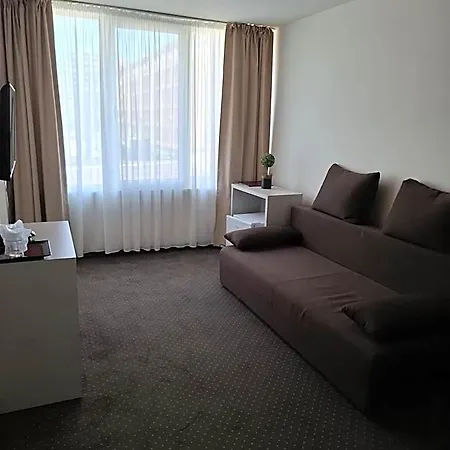 Marie Hotel
